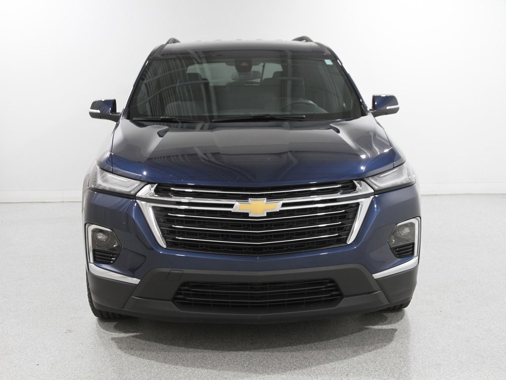 Certified 2023 Chevrolet Traverse LT image 2
