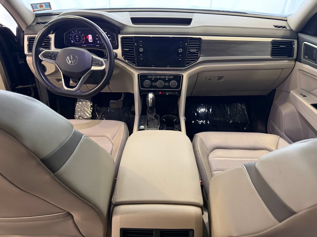 Used 2021 Volkswagen Atlas SEL Premium AWD/4WD image 17