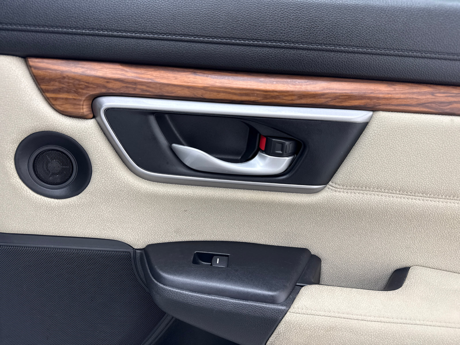 Used 2022 Honda CR-V EX image 45