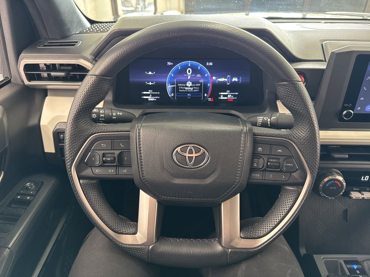 Certified 2024 Toyota Tacoma TRD Off-Road image 17