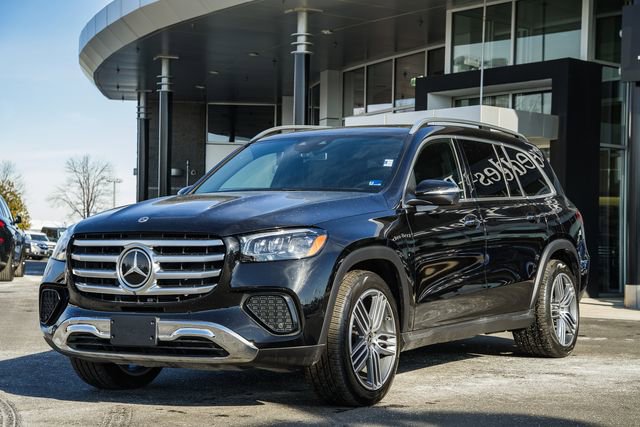 Certified 2025 Mercedes-Benz GLS 450 4MATIC image 3