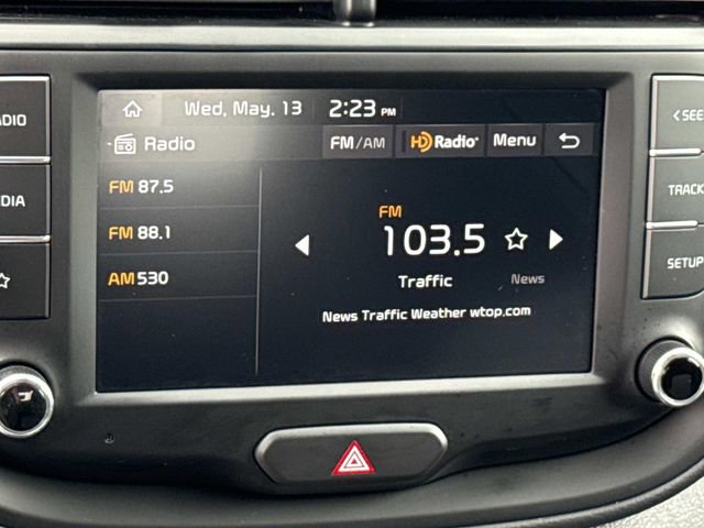 Used 2025 Kia Soul LX w/ LX Technology Package FWD image 19