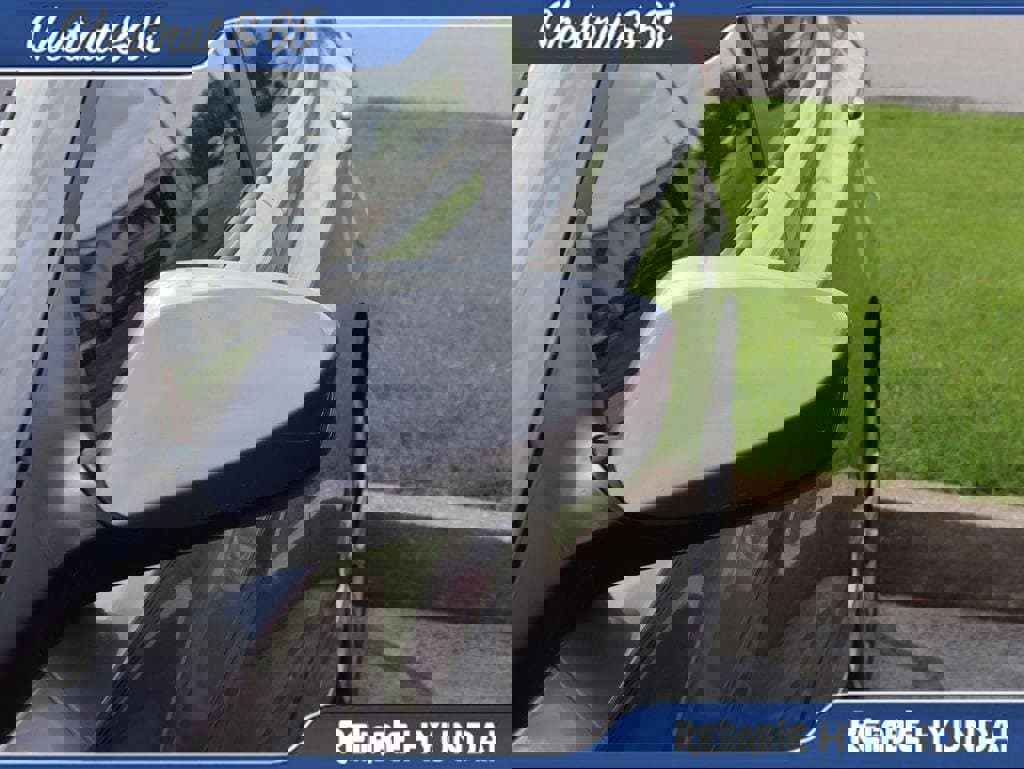 Used 2013 Hyundai Elantra GLS image 13