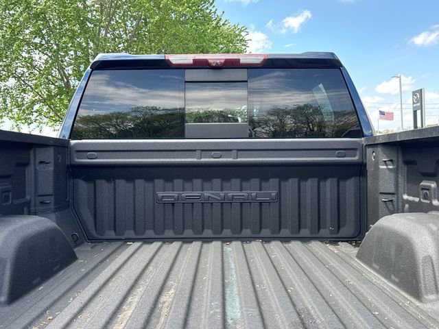 Used 2021 GMC Sierra 1500 Denali w/ Denali Ultimate Package image 12