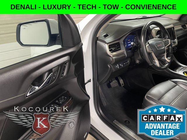 Used 2023 GMC Acadia Denali w/ Denali Ultimate Package AWD/4WD image 10