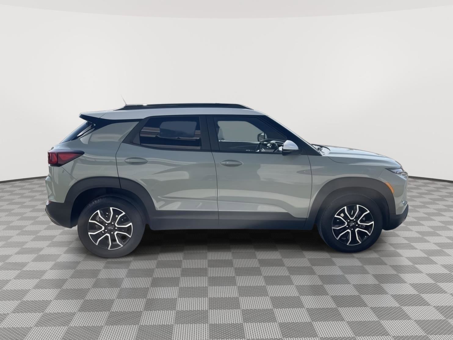 Used 2025 Chevrolet TrailBlazer ACTIV w/ Convenience Package image 7