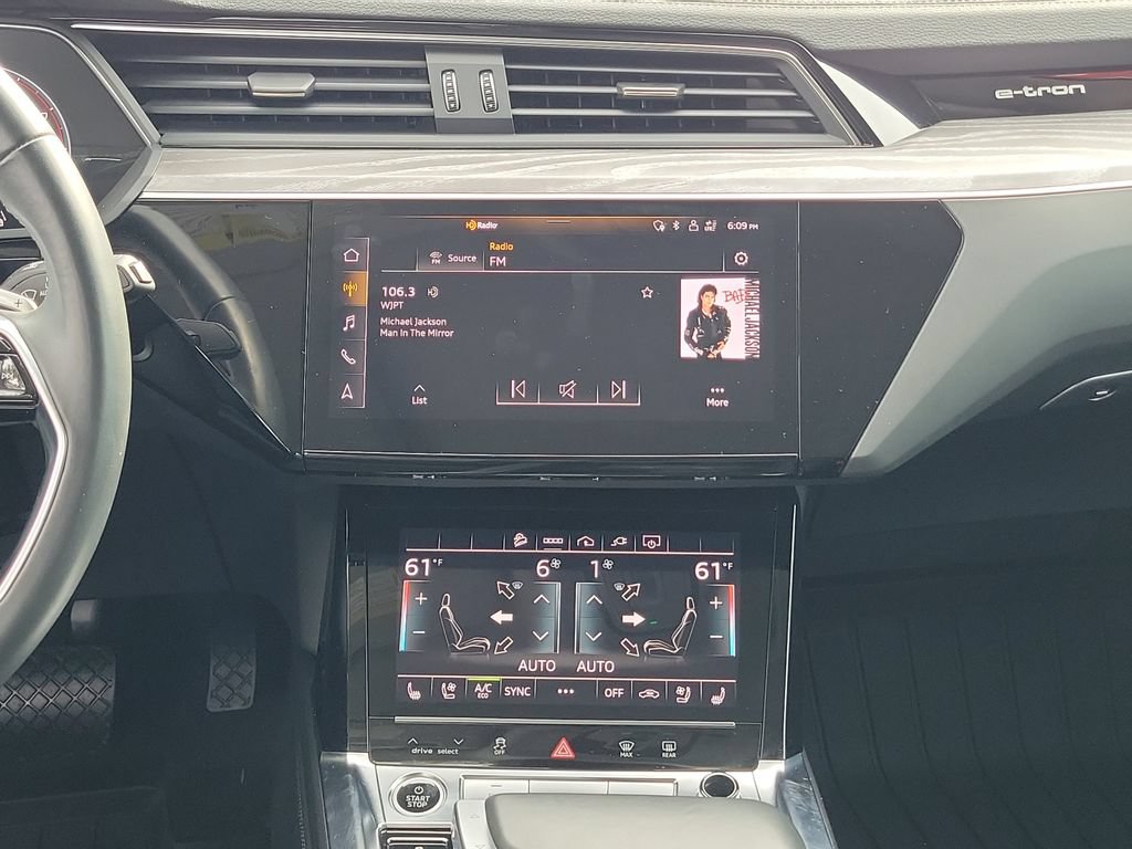 Certified 2024 Audi Q8 e-tron Premium Plus AWD/4WD image 22