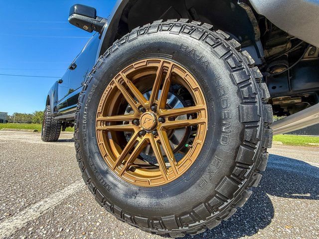 Used 2019 Ford F150 Raptor w/ Equipment Group 802A Luxury image 9