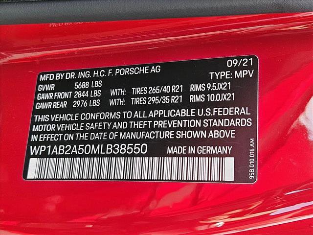 Used 2021 Porsche Macan S image 24