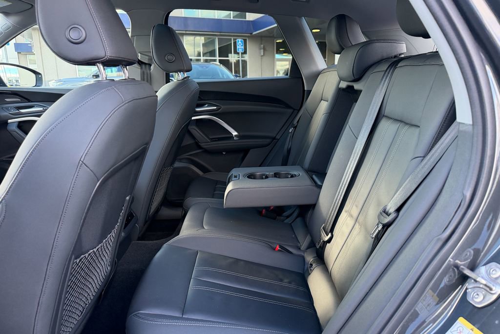 Used 2025 Audi Q5 Premium Plus w/ Premium Plus image 24
