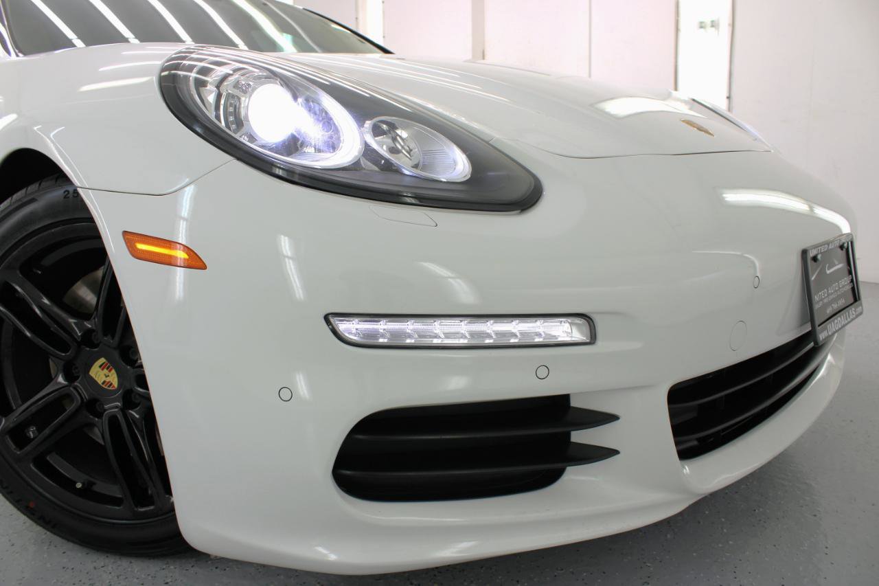 Used 2016 Porsche Panamera Edition image 22