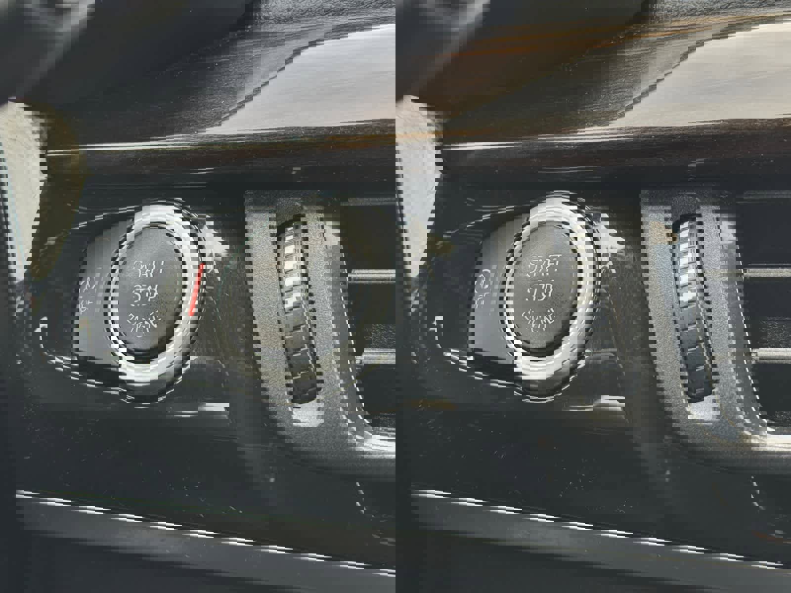 Used 2018 BMW X6 xDrive50i w/ M Sport Package image 7