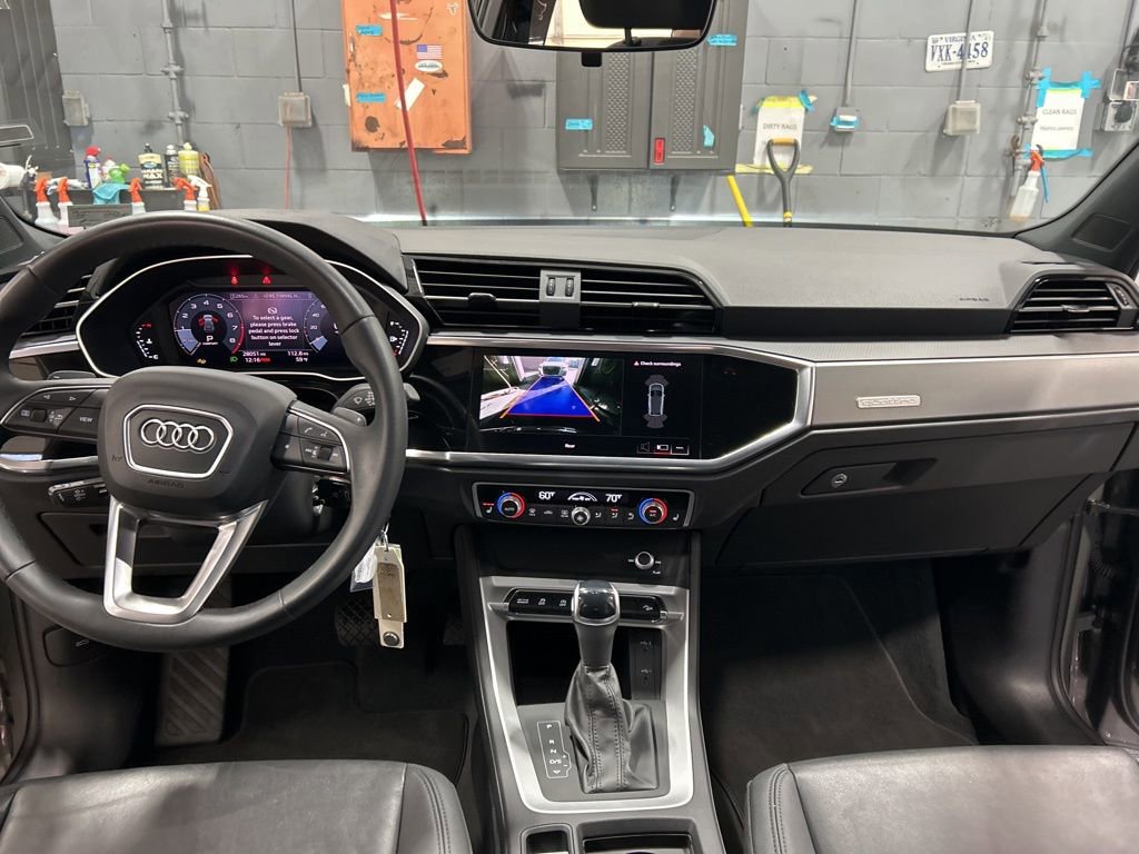 Used 2025 Audi Q3 2.0T Premium image 21