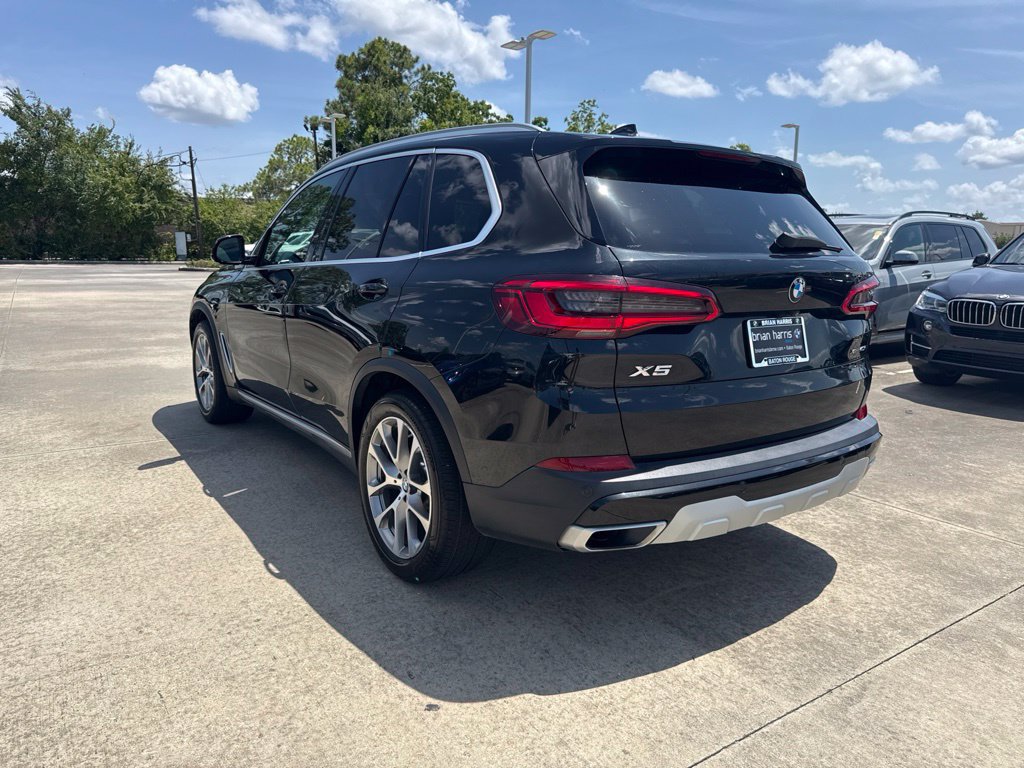 Used 2019 BMW X5 xDrive40i w/ Premium Package 2 AWD/4WD image 3