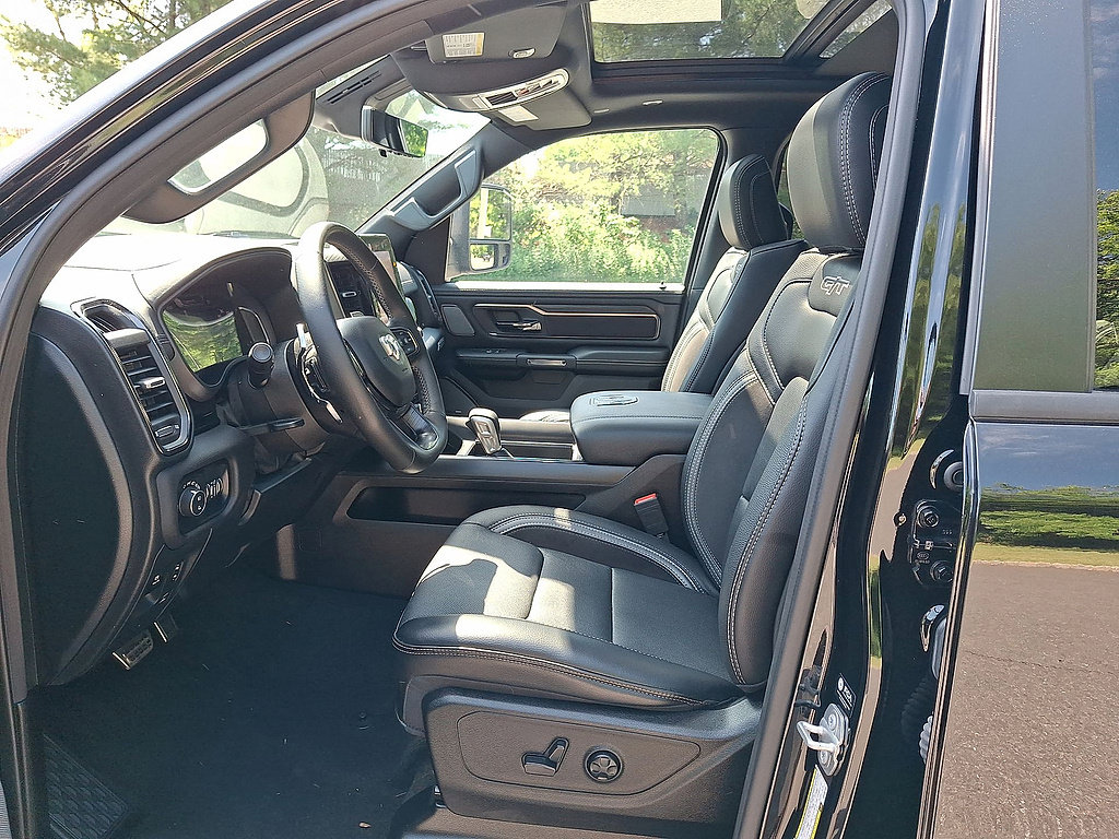 Used 2025 RAM 1500 Rebel w/ Advanced Safety Group AWD/4WD image 14