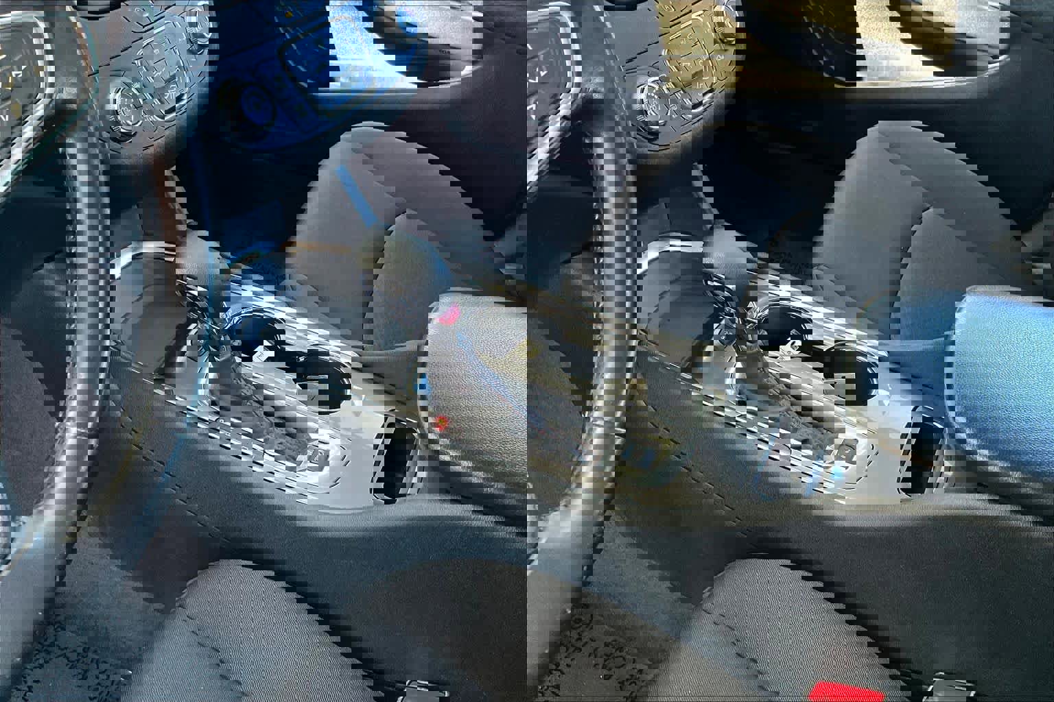 Used 2022 Chevrolet Malibu RS image 16