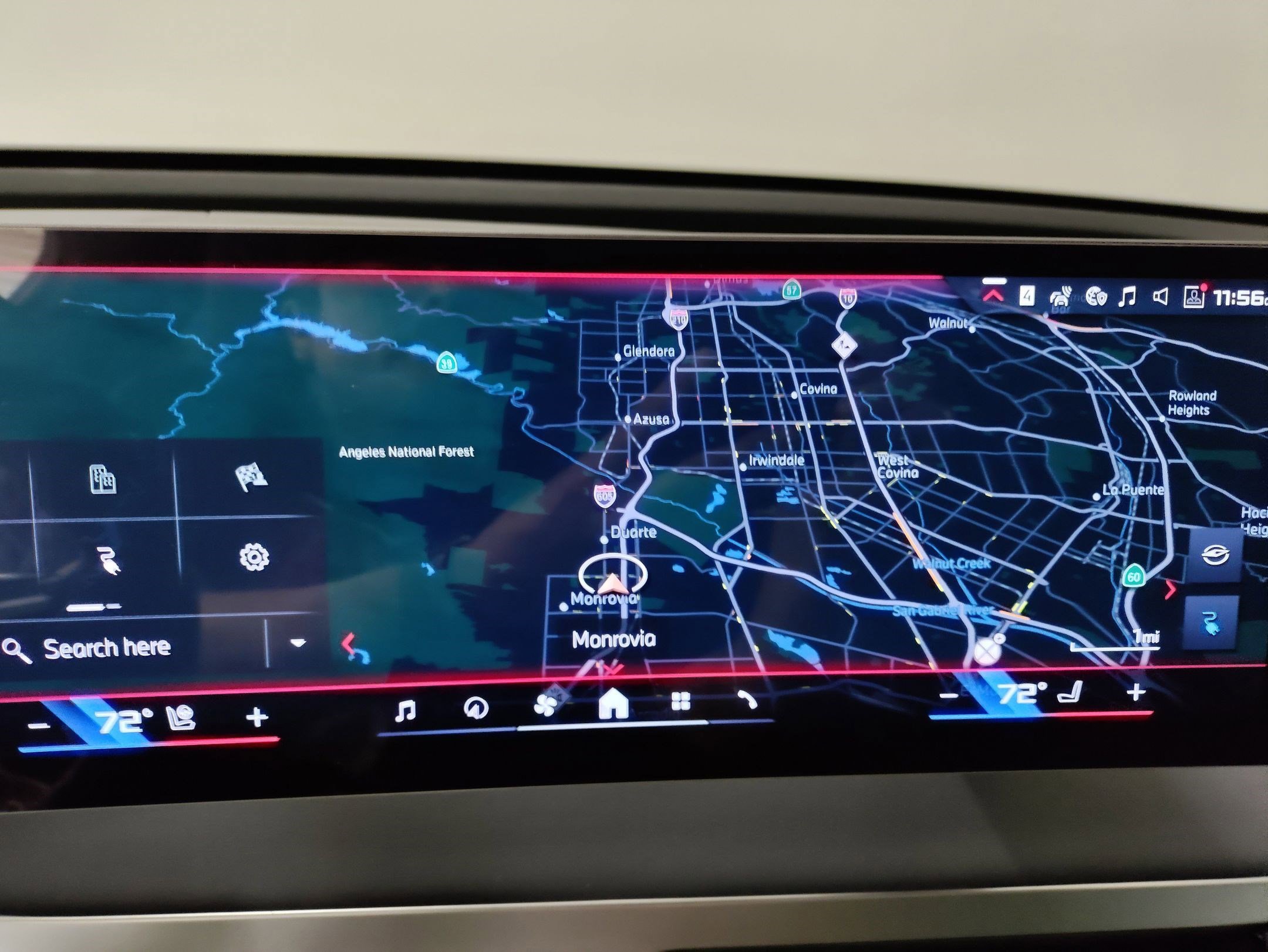 New 2026 BMW iX M70 image 20