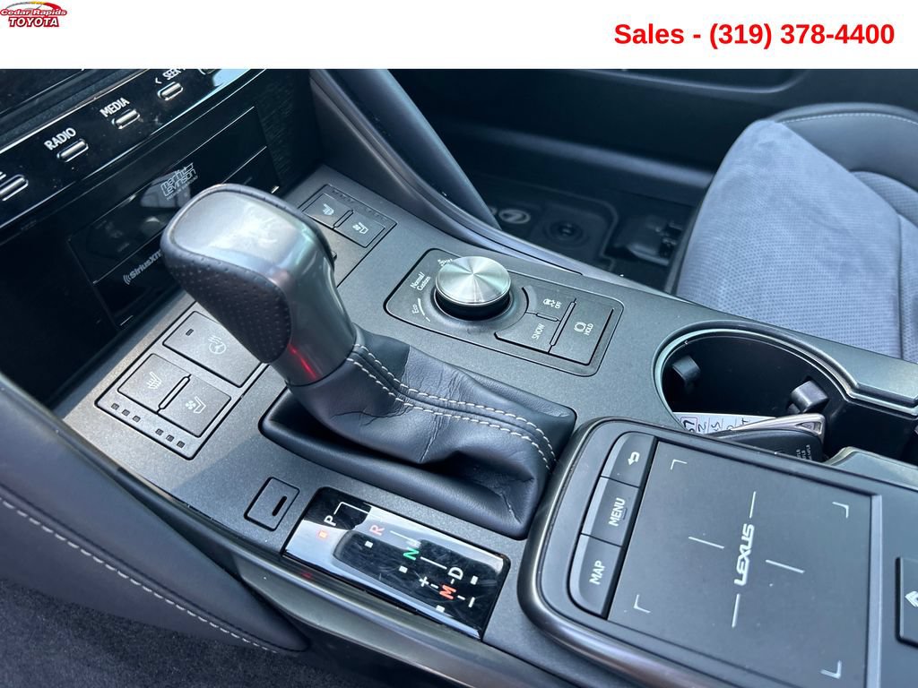 Used 2022 Lexus IS 500 RWD image 20