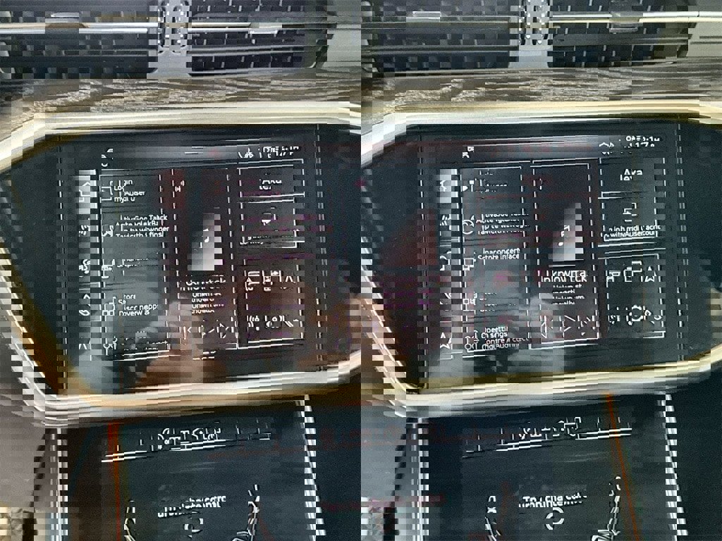 Used 2024 Audi A6 Premium Plus image 19