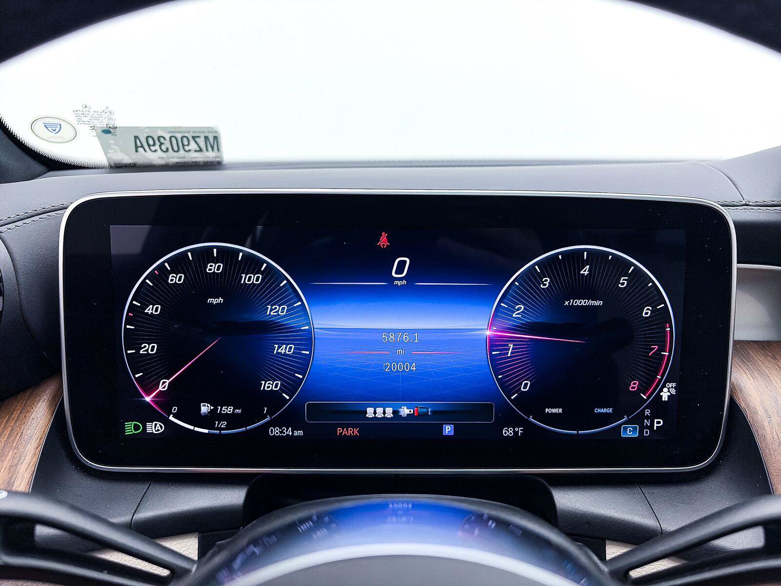 Used 2024 Mercedes-Benz GLC 300 4MATIC image 34