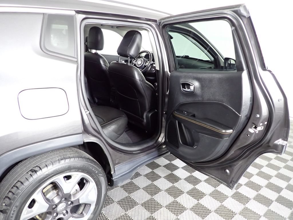 Used 2020 Jeep Compass Limited AWD/4WD image 36