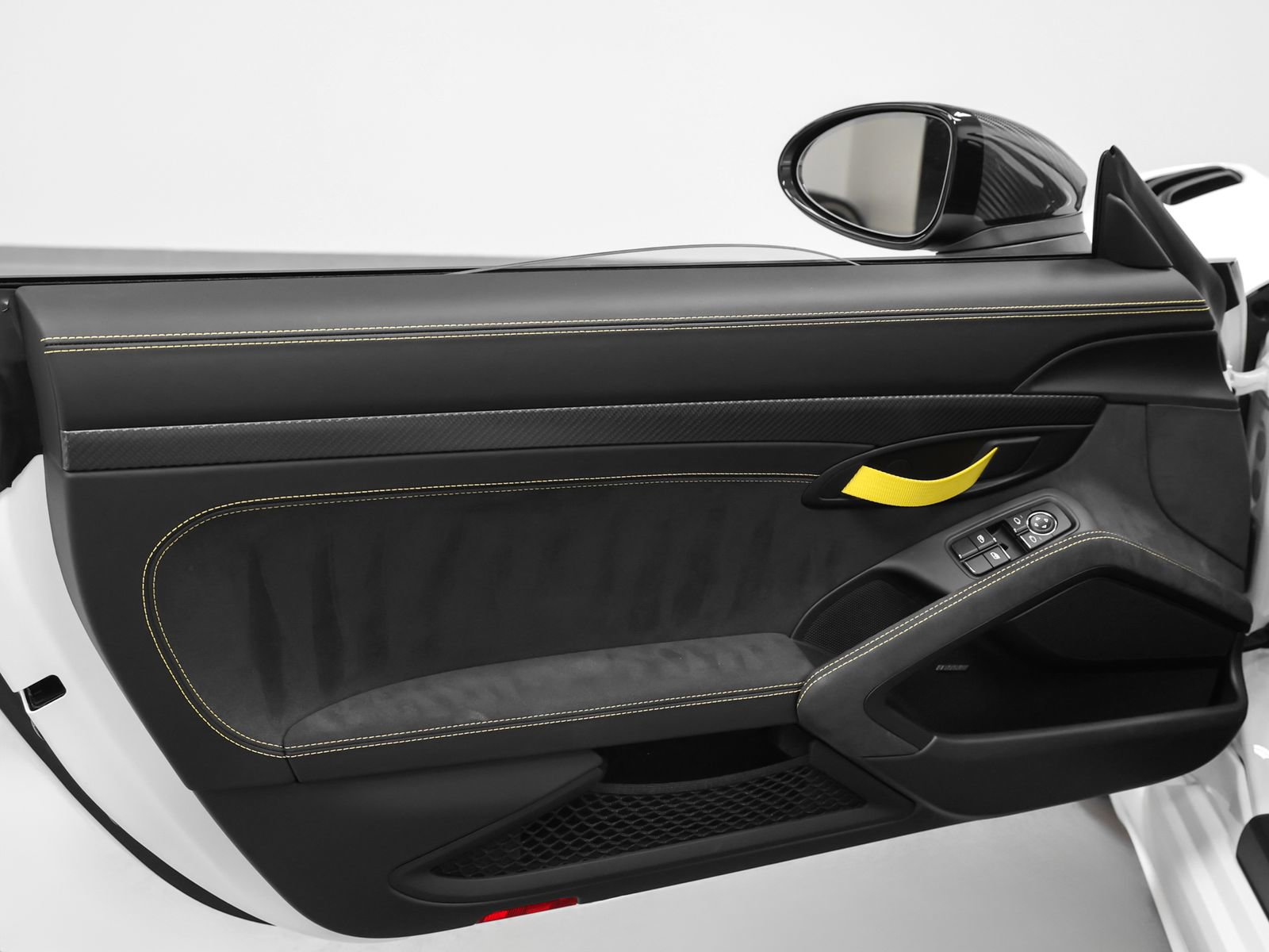 Certified 2025 Porsche 718 Boxster Spyder RS RWD image 77