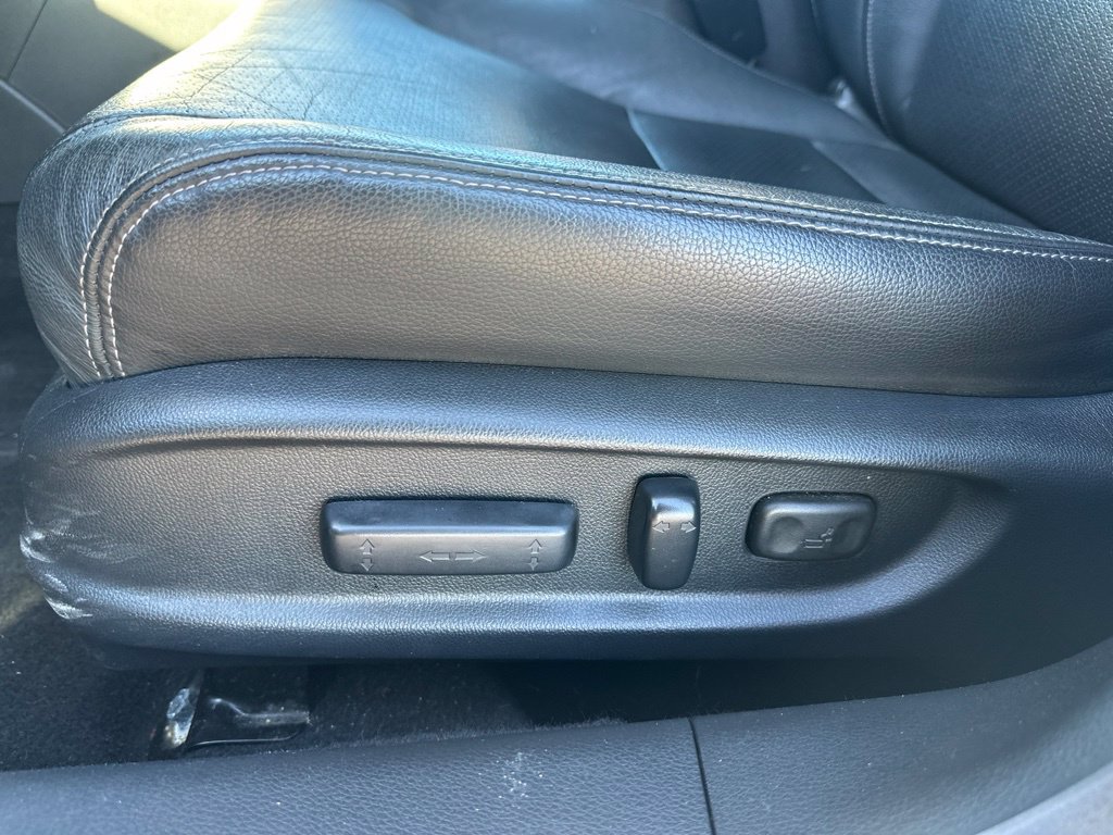 Used 2016 Honda Accord Touring image 17