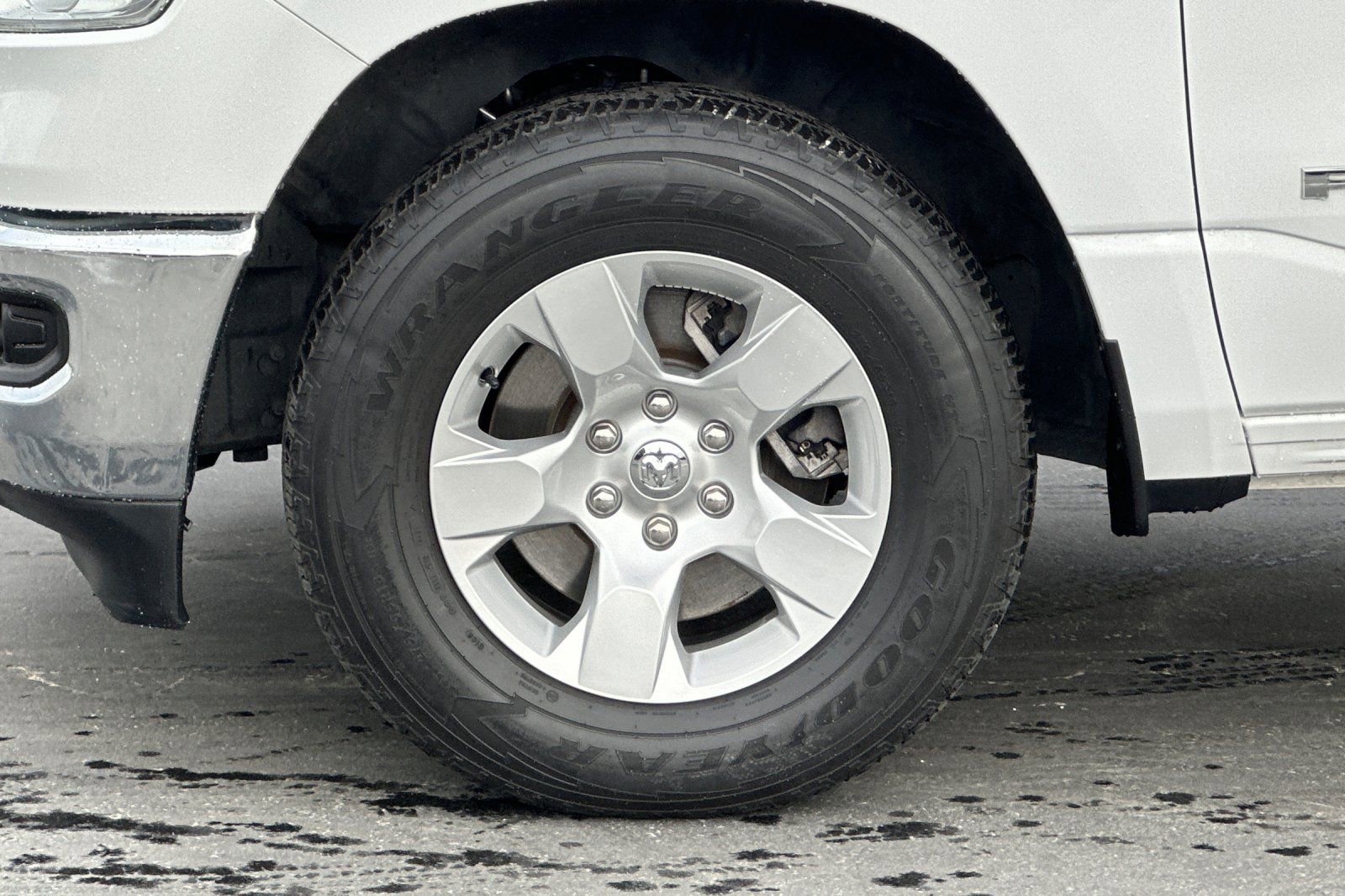 Used 2022 RAM 1500 Big Horn RWD image 30
