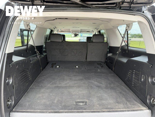 Used 2020 Chevrolet Suburban LT AWD/4WD image 28