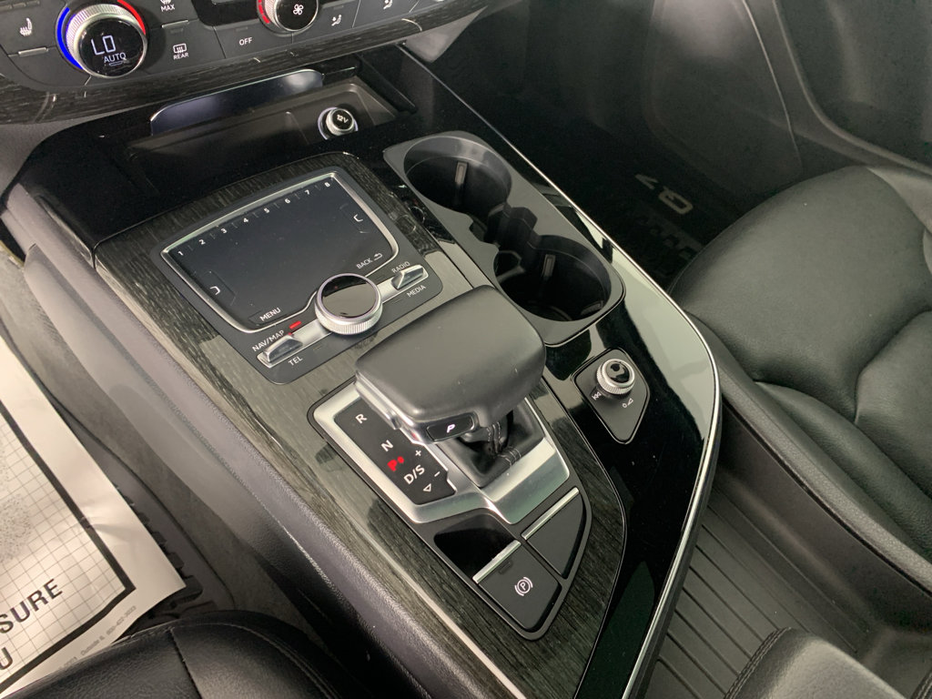 Used 2019 Audi Q7 3.0T Premium image 25