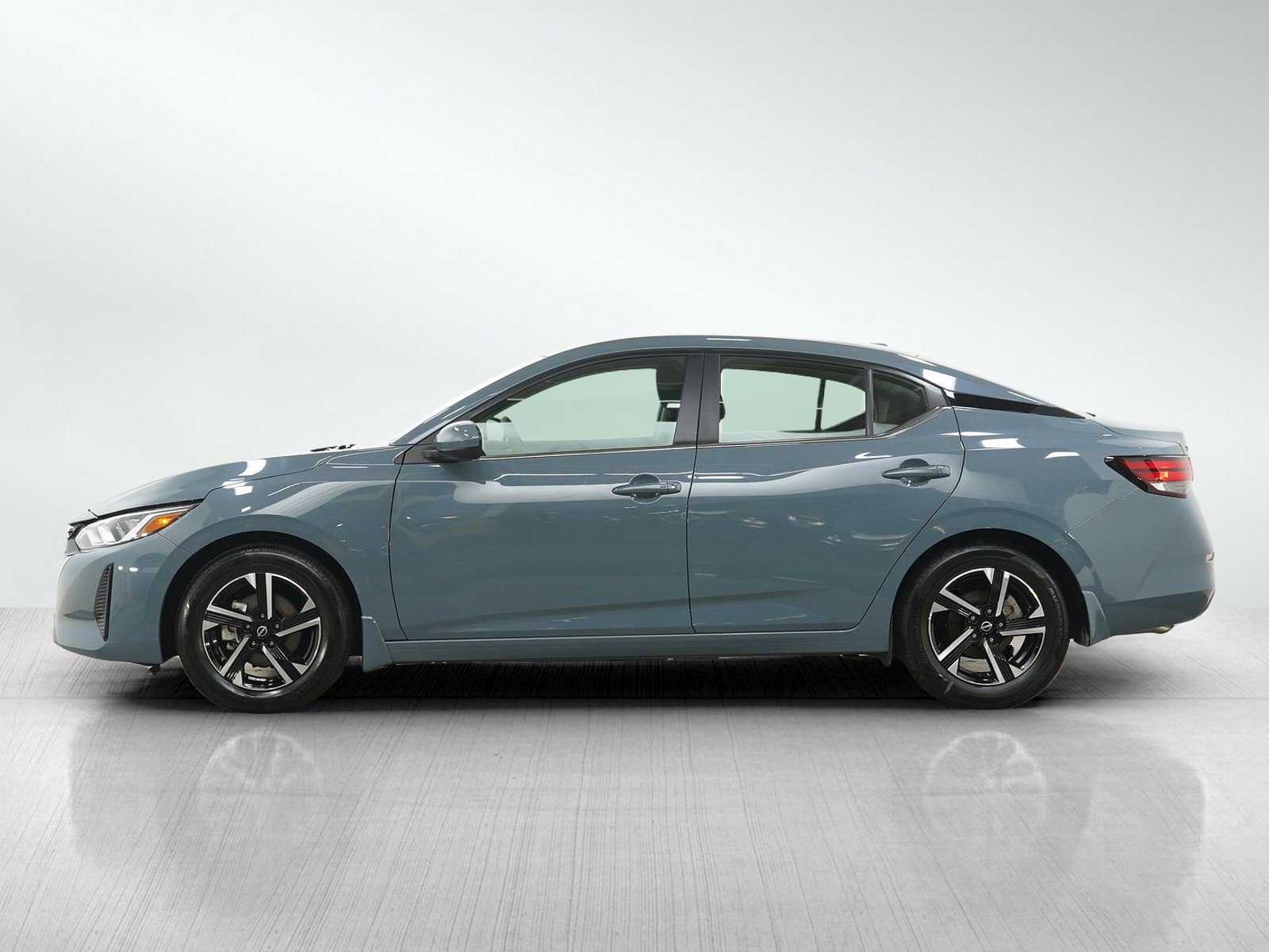 Used 2025 Nissan Sentra SV w/ All-Weather Package image 2