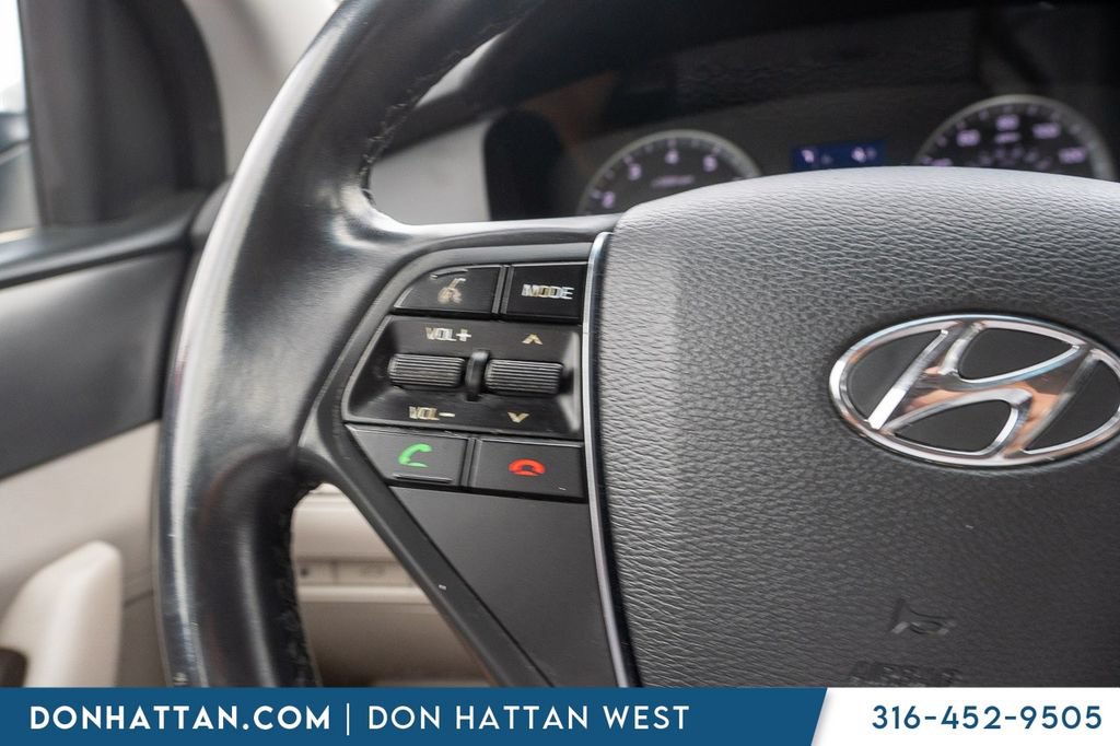 Used 2017 Hyundai Sonata Sport w/ Value Edition Package 02 FWD image 10