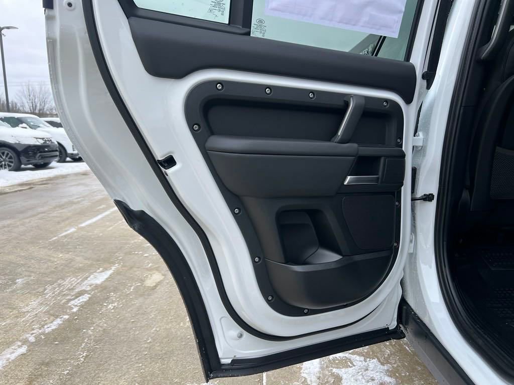 Used 2025 Land Rover Defender 110 S AWD/4WD image 14