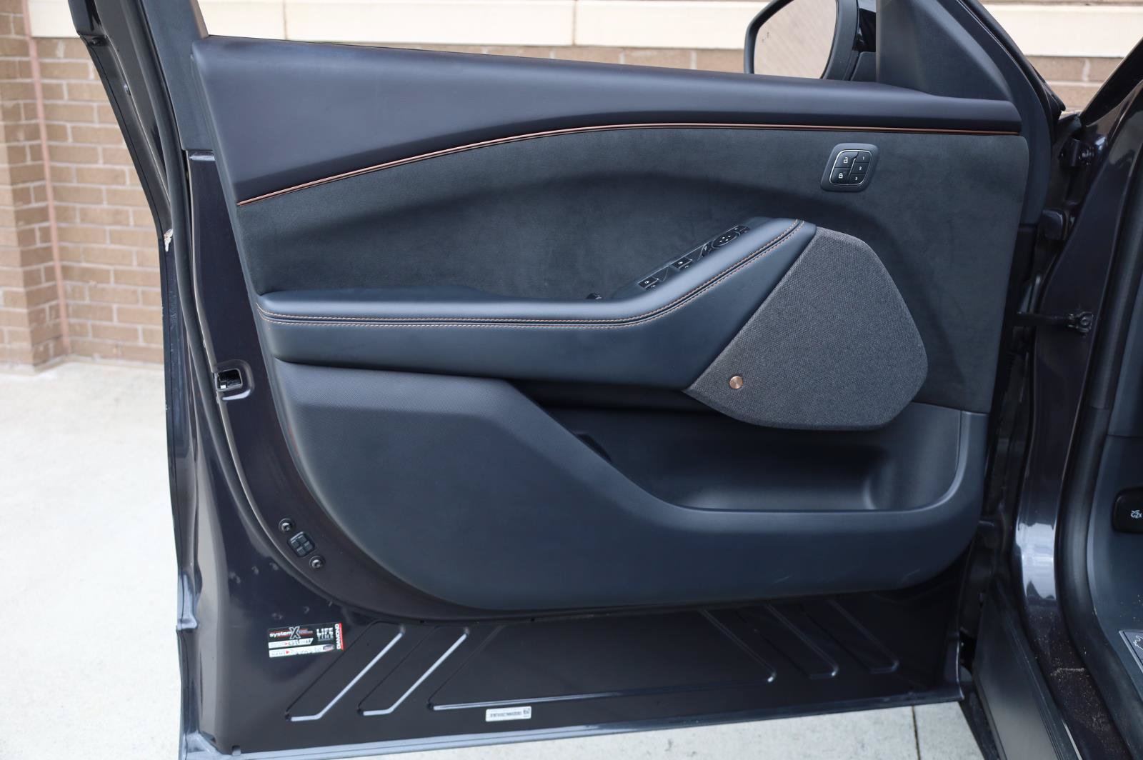 Used 2022 Ford Mustang Mach-E GT AWD/4WD image 12