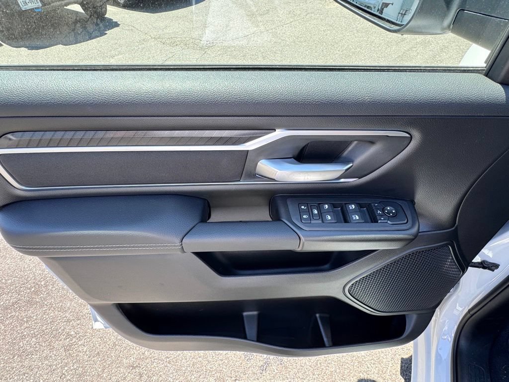 New 2026 RAM 1500 Big Horn AWD/4WD image 10