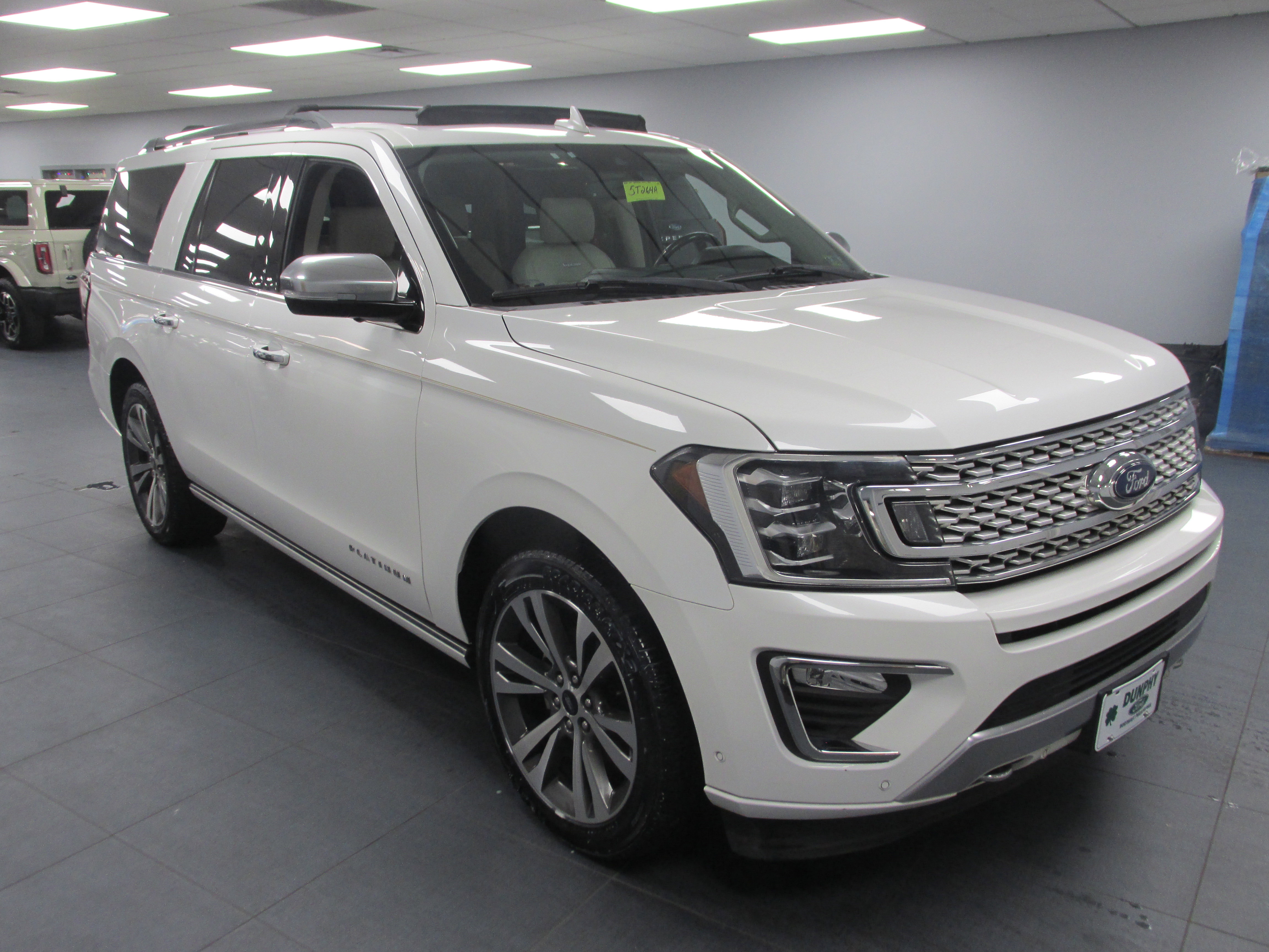 Certified 2020 Ford Expedition Max Platinum image 3
