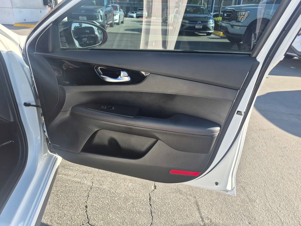 Used 2024 Kia Forte GT w/ GT2 Package image 26