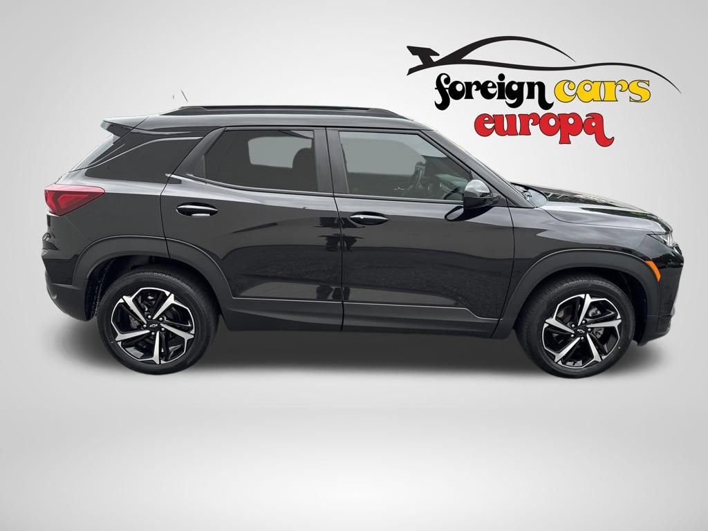Used 2022 Chevrolet TrailBlazer RS FWD image 8