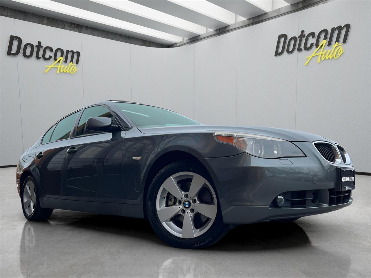 Used 2006 BMW 530xi Sedan image 15