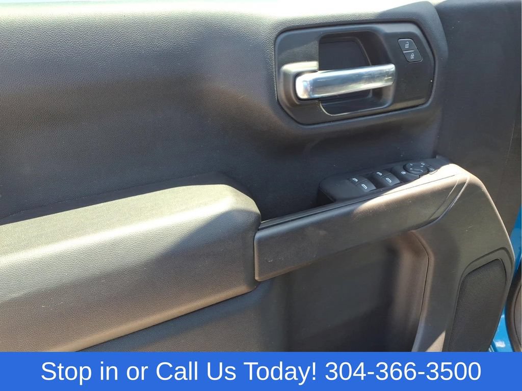 Used 2023 Chevrolet Silverado 1500 Custom AWD/4WD image 13