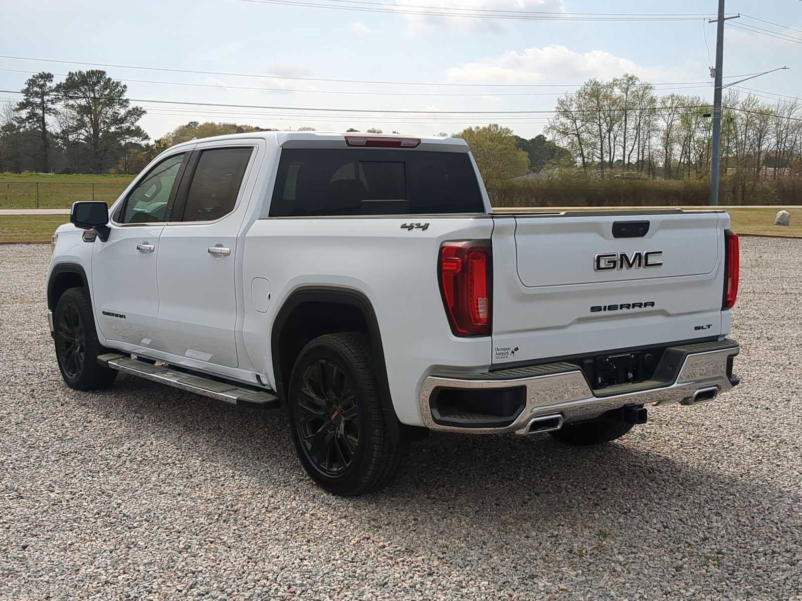 New 2026 GMC Sierra 1500 SLT w/ SLT Premium Plus Package image 6