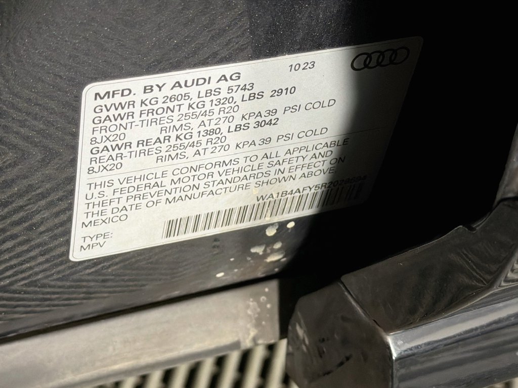 Used 2024 Audi SQ5 Premium Plus AWD/4WD image 33