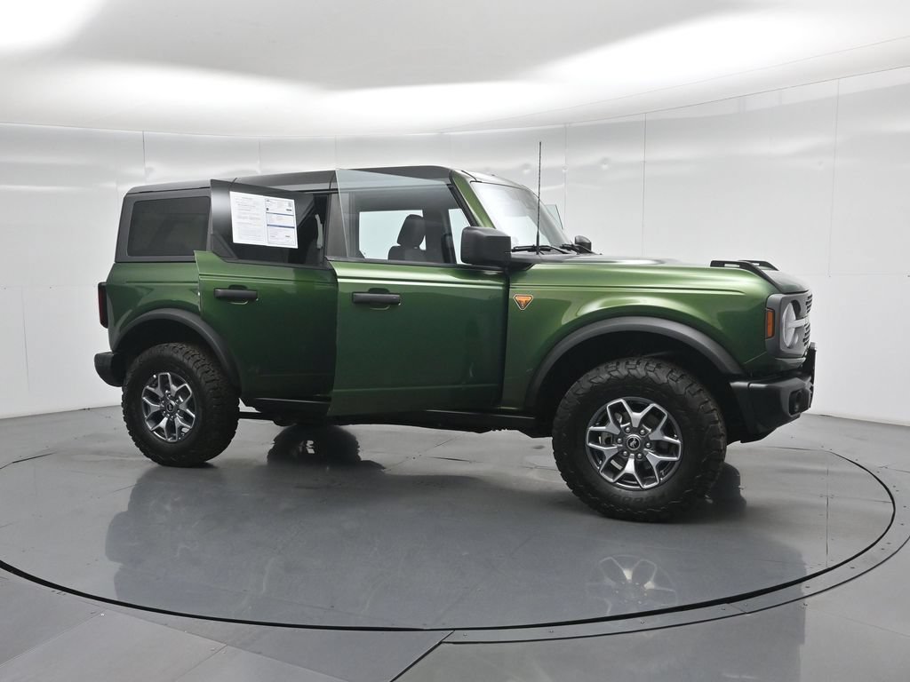 Certified 2025 Ford Bronco Badlands AWD/4WD image 33