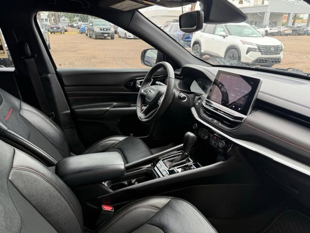 Used 2023 Jeep Compass Trailhawk image 24