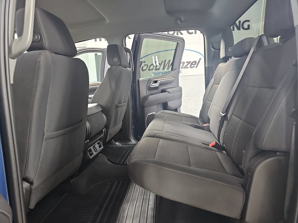 Certified 2024 Chevrolet Silverado 1500 LT AWD/4WD image 17