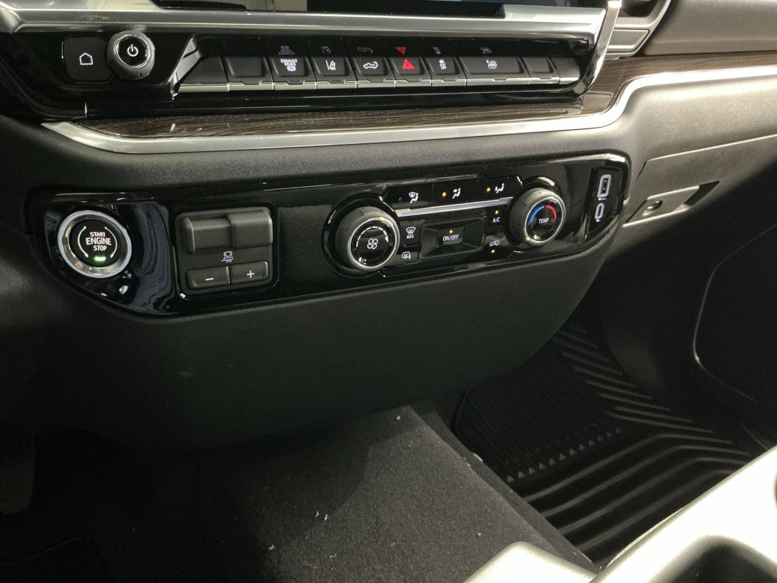 New 2026 Chevrolet Silverado 2500 LT AWD/4WD image 22