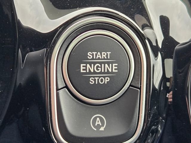 Certified 2025 Mercedes-Benz GLA 250 4MATIC image 31