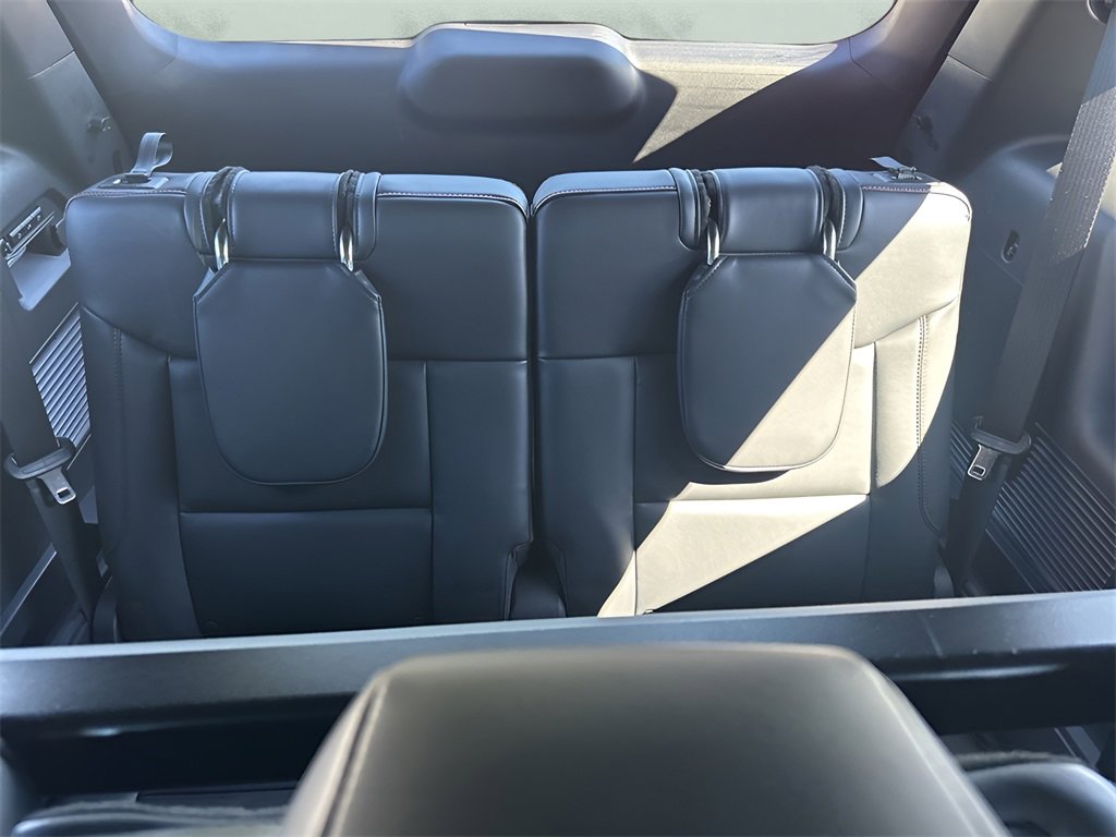 Used 2025 Ford Explorer ST-Line w/ Premium Package image 13