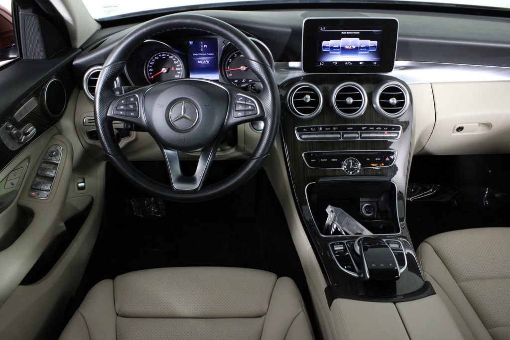 Used 2016 Mercedes-Benz C 300 Sedan image 6