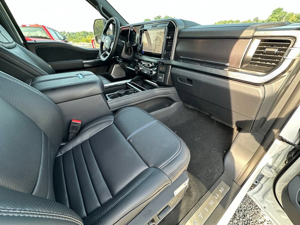 New 2026 Ford F350 Platinum w/ FX4 Off-Road Package AWD/4WD image 24